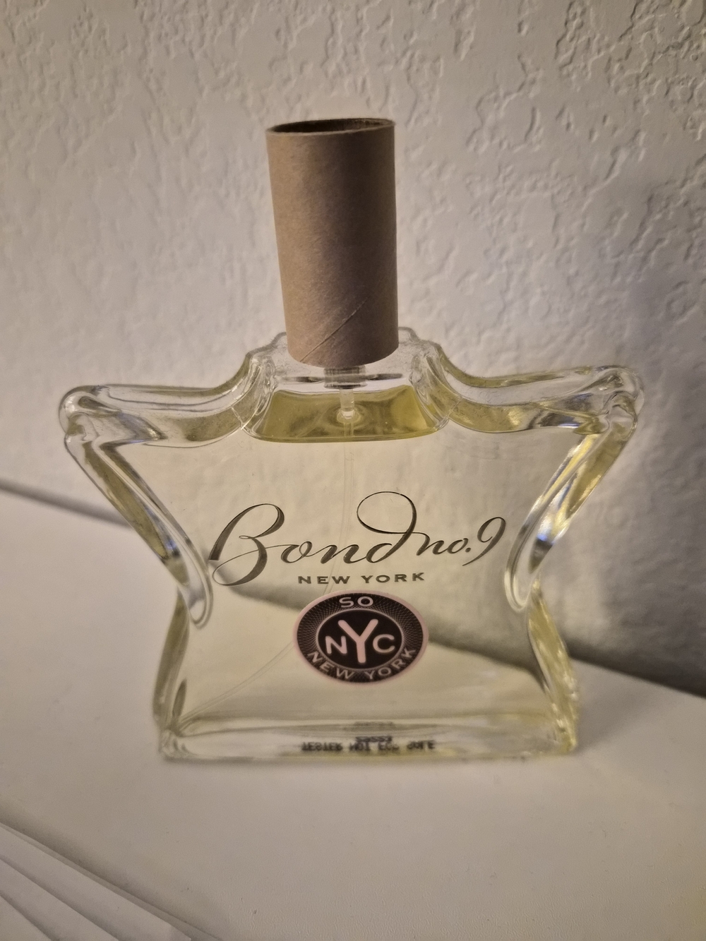 Bond No. 9 So New York Eau de Parfum Fragrance - Picture 4 of 5